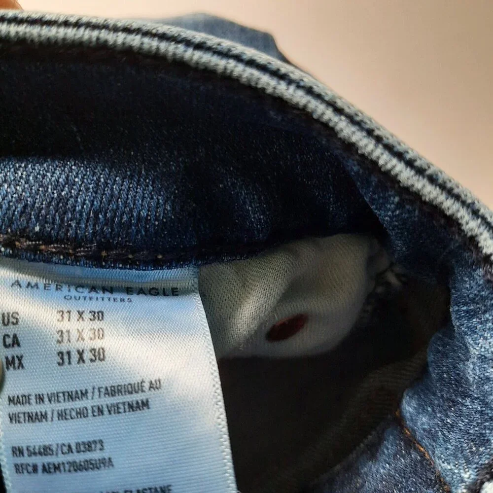 American Eagle Jeans Mens 31x30 Next Level Airflex Slim‎ Distressed Patched Rips